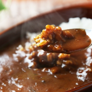 舞妓はんのまかないカレー(旨辛口)サムネイル2
